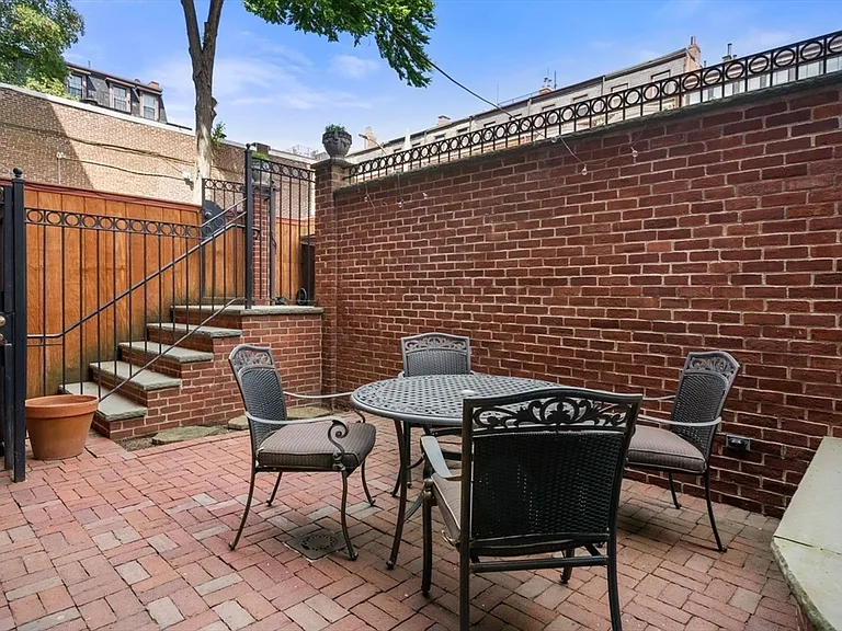 349 Marlborough St #1 — Photo 7