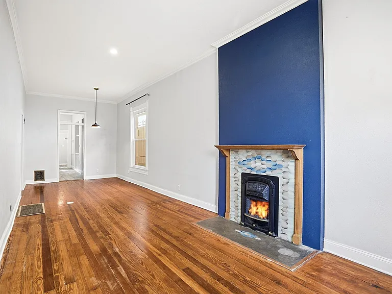 3131 California St — Photo 4