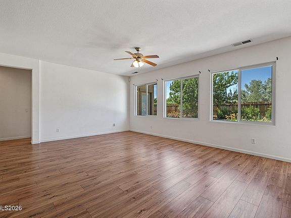 5th image of 535 Sun Mesa Dr
