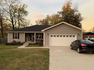209 W 1st Ave, Hohenwald, TN 38462