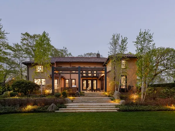 325 Goddard Ave, Brookline, MA 02445