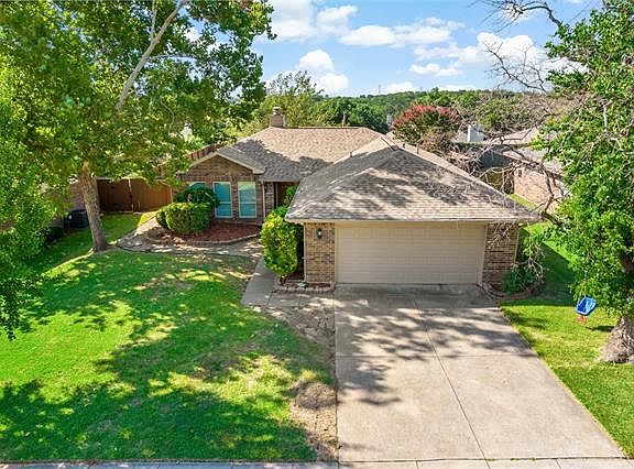 3rd image of 514 Claymore Dr
