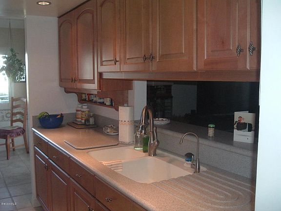 4th image of 225 Seaport Blvd #72