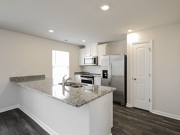 5th image of 6091 Mason Tucker Dr