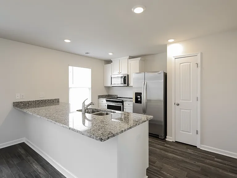 6091 Mason Tucker Dr — Photo 5