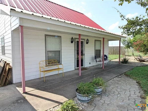 8592 S Lone Star Pkwy, Moody, TX 76557