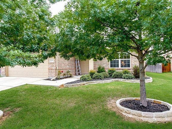 3rd image of 2337 Sunshine Dr