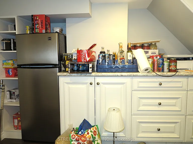 173 Mount Pleasant Ave — Photo 22