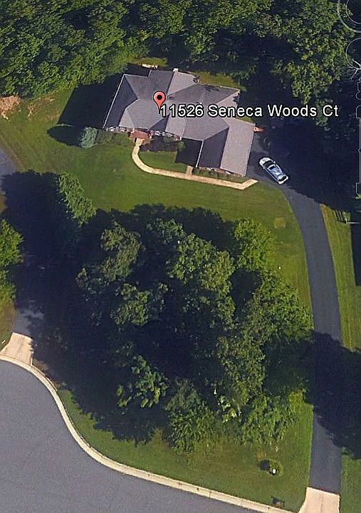 2nd image of 11526 Seneca Woods Ct