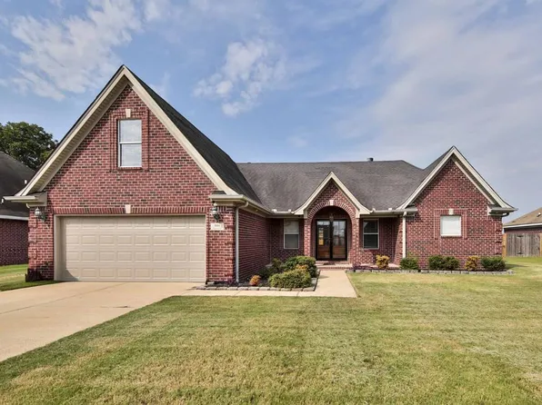 844 Bayou Vista Dr, Marion, AR 72364