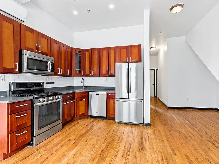 1178 Dean St #2 — Photo 1