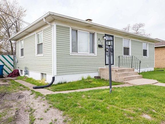 3rd image of 811 E 15th Ave