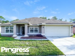 327 Sanwick Dr, Jacksonville, FL 32218