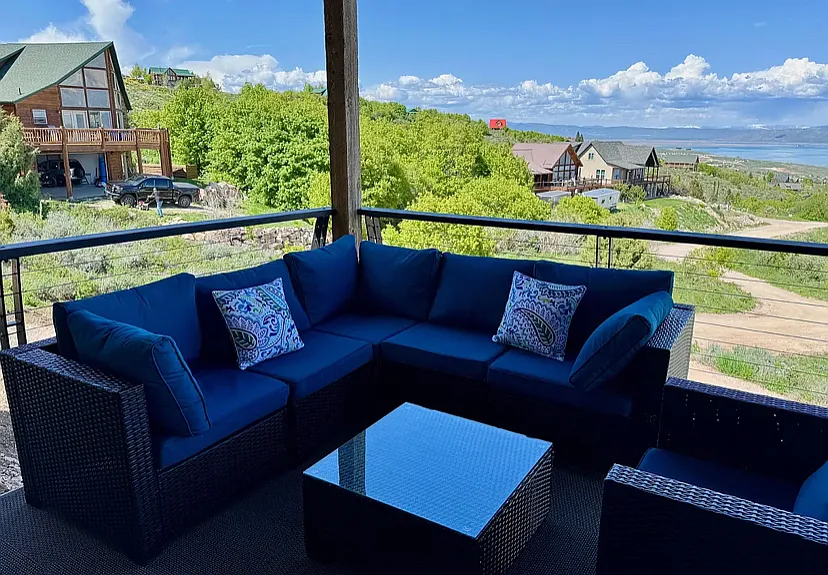 2 bed, 900 sqft, $2,000 — Photo 2