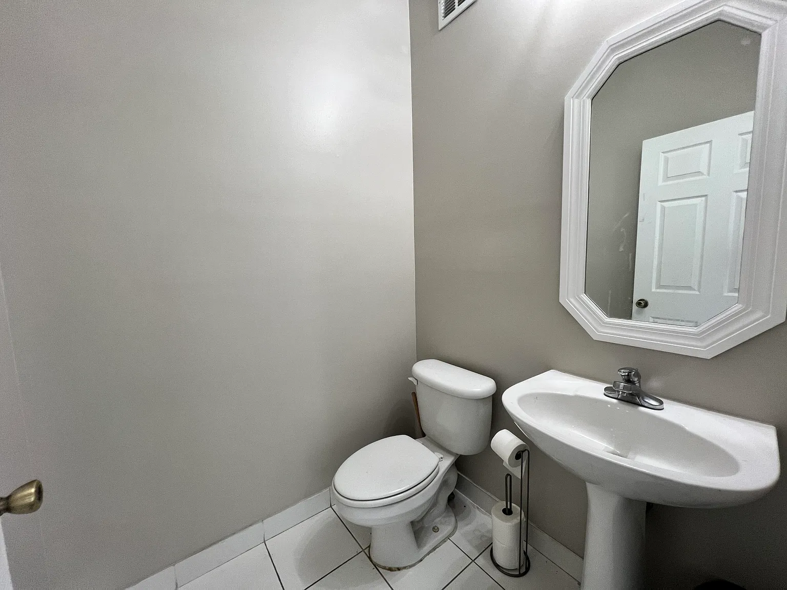 3 bed, 2.5 bath, 1774 sqft, $3,500 — Photo 4