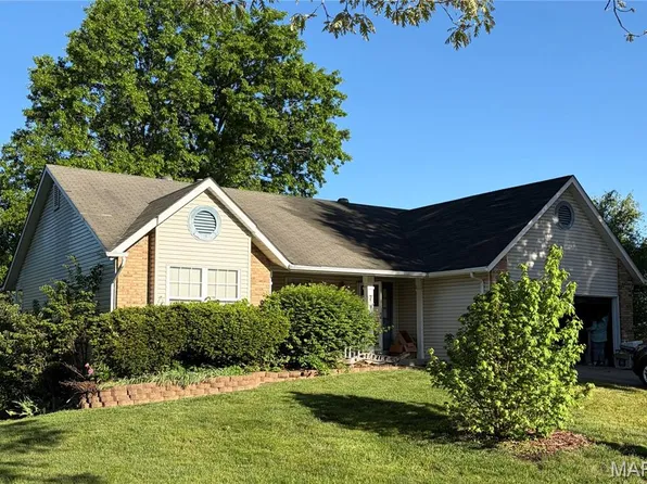 7 Cornwallis Ct, O'Fallon, MO 63368