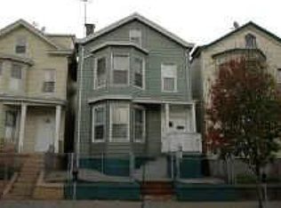 882 Main St, Paterson, NJ 07503