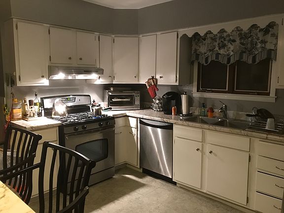 2nd image of 79 Wilkes Ave