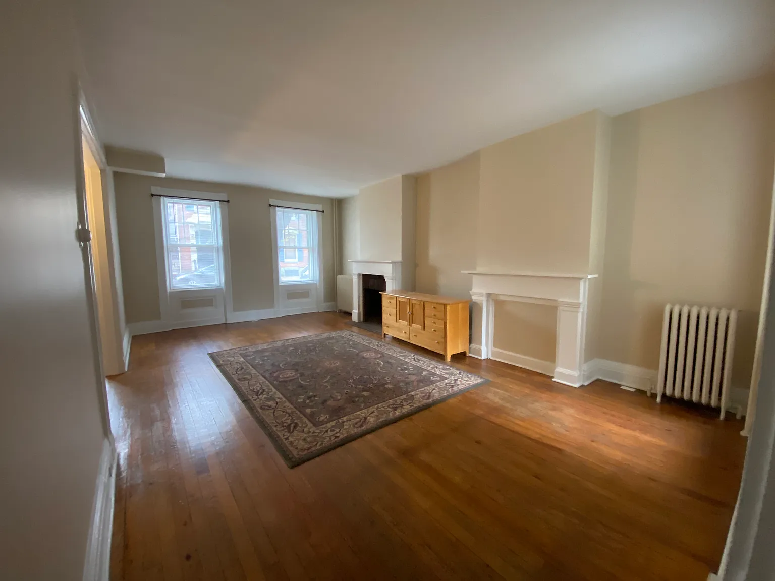 4 bed, 1.5 bath, 1894 sqft, $1,895 — Photo 4