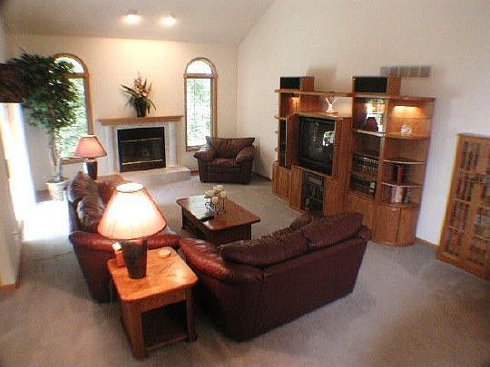 Formal Living Roon w/2 Story Ceiling