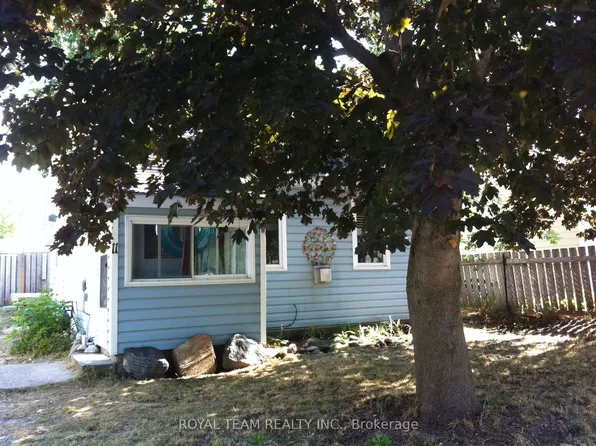 11 Middlebrook Rd, Wasaga Beach, ON L9Z 2Y6
