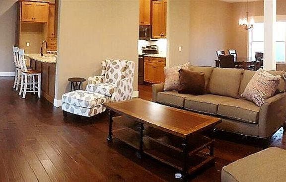 4th image of 17400 Ballymore Lane Ests