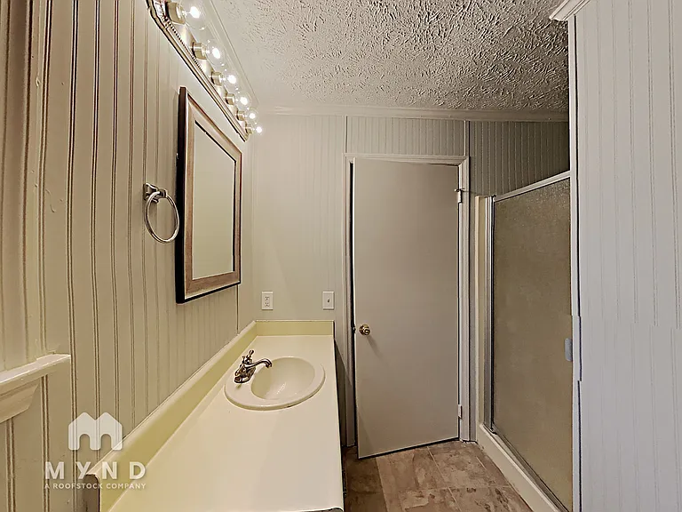 275 Oak Hill Cir — Photo 15
