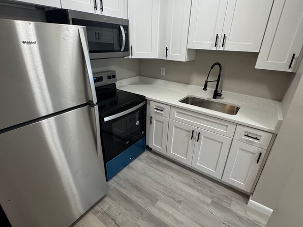 2212 Irene St APT 2