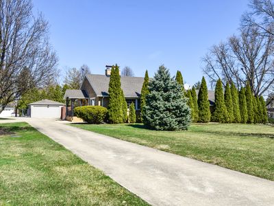 1005 Black Rd, Joliet, IL, 60435