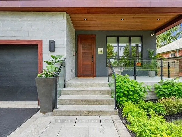 Building Photo - 41 Invermay Ave