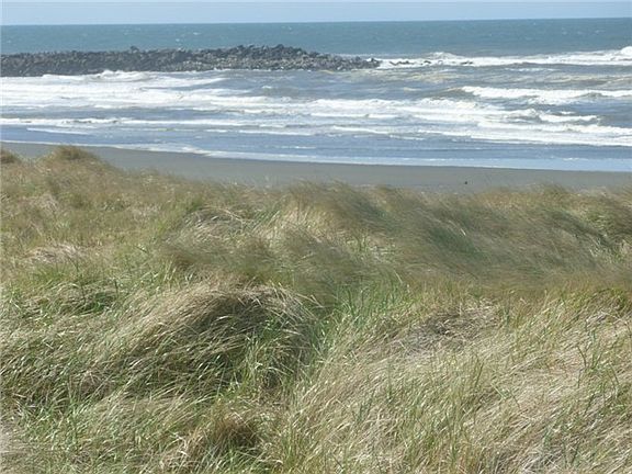 3rd image of 1387 Ocean Shores Blvd SW