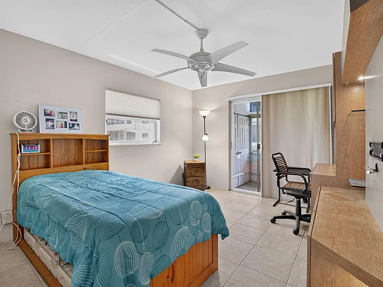 65 Saxony Cir #65-B — Photo 10