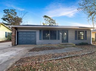 2016 Bluebonnet Ave, Denison, TX 75020