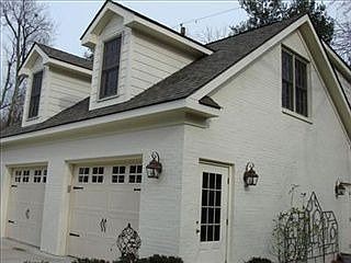 2nd image of 1633 Fincastle Rd