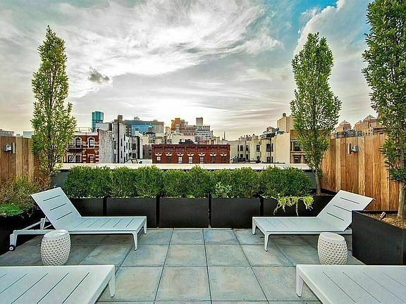 4th image of 152 2nd Ave APT 3E