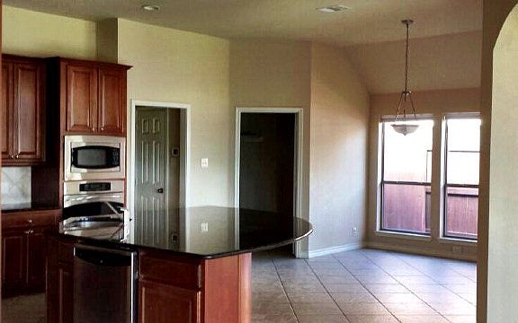 5th image of 3605 Santa Olivia St