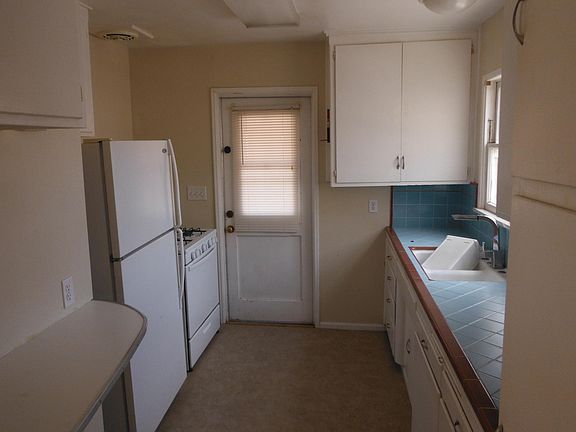 2nd image of 4351 38th St