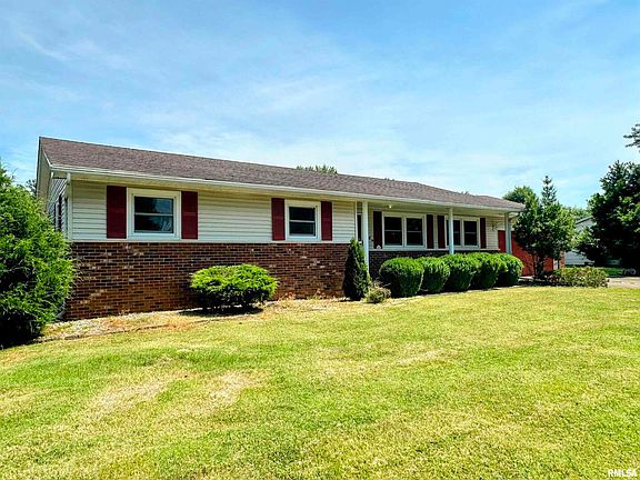 4th image of 2904 Edgewood Park