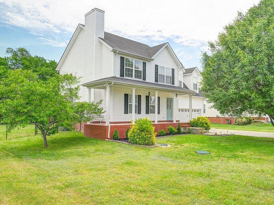 1st image of 619 Fleming Farms Dr