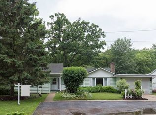 38699 N Hillandale Dr, Spring Grove, IL 60081