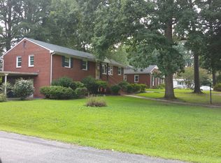 8301 Bronwood Rd, Henrico, VA 23229