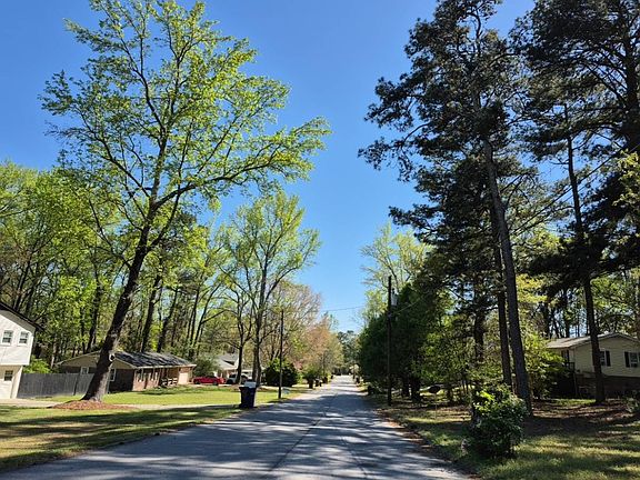 5th image of 1617 W Kellogg Cir