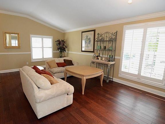 4th image of 1636 Slash Pine Pl