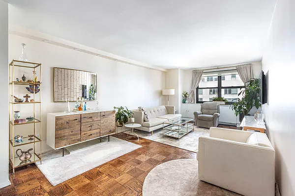 Sold by Compass | media 1