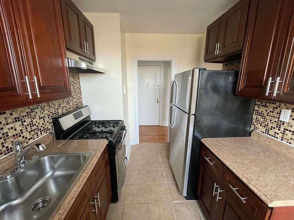 1st image of 32-35 30th St #36
