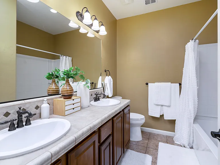 10910 Mayacamas Dr — Photo 12