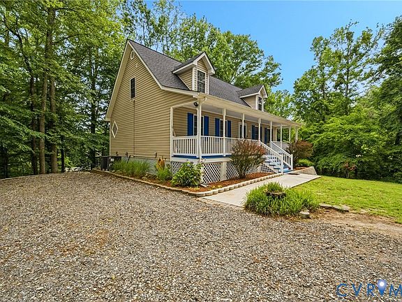 2nd image of 26498 Country Club Ln