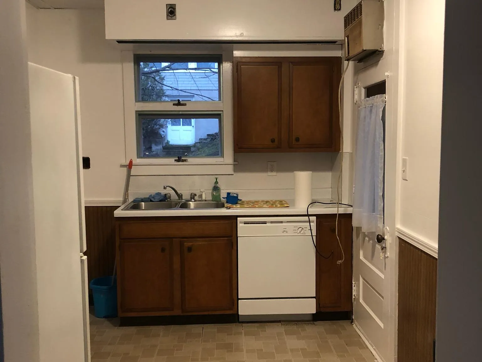 7 Bennett Ave — Photo 4