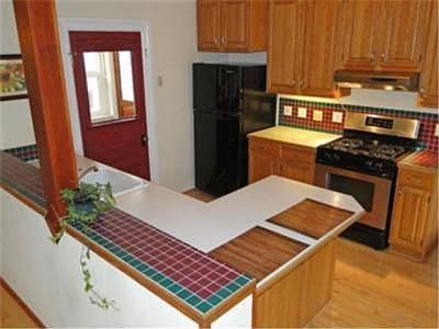 5th image of 6724 Earl Ave NW