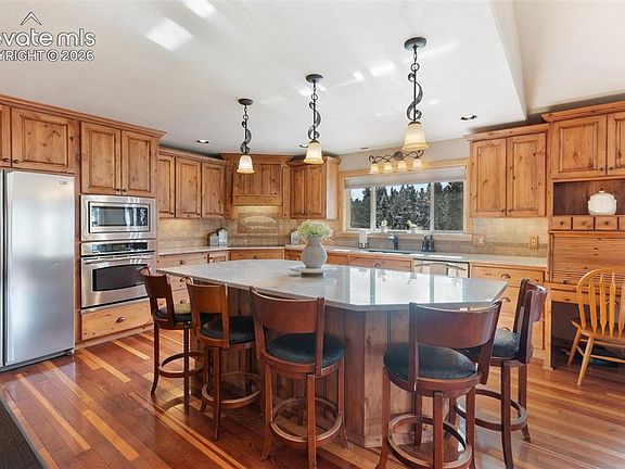 2nd image of 2809 Edlowe Rd